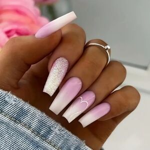 24 Pieces Fake Press On Nails